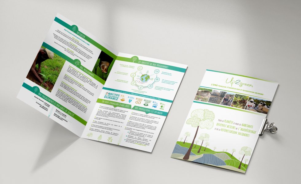 Création Plaquette ONG Up2Green par MITAKI DESIGN graphiste Toulouse