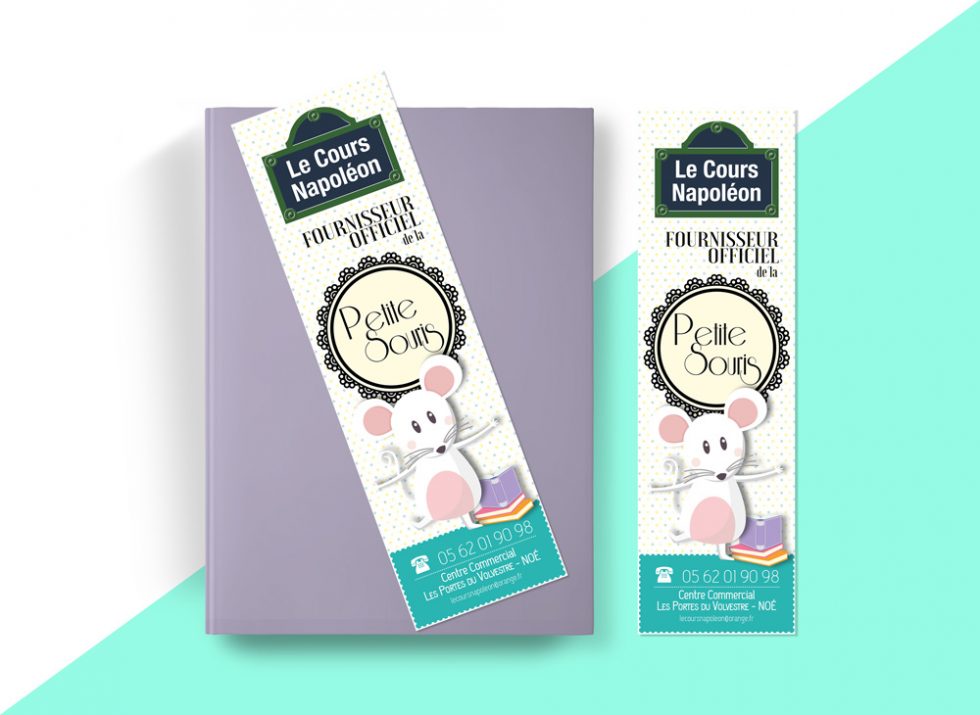 Création marque-page librairie Le Cours Napoléon par MITAKI DESIGN graphiste Toulouse