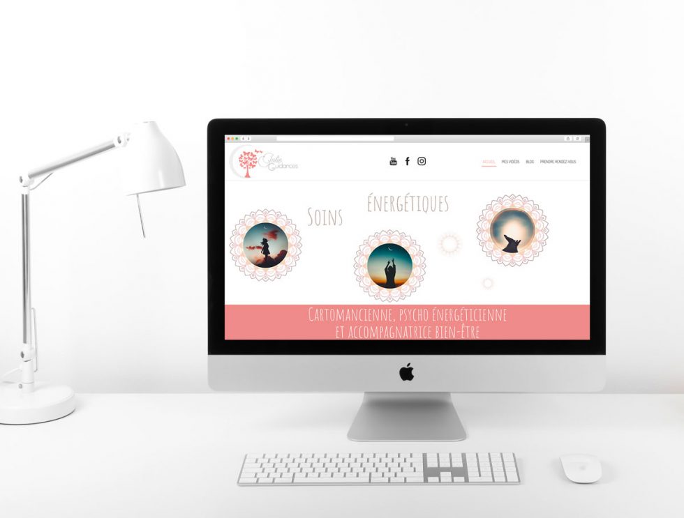 Création site internet Julie Guidances par MITAKI DESIGN designer graphique à Toulouse